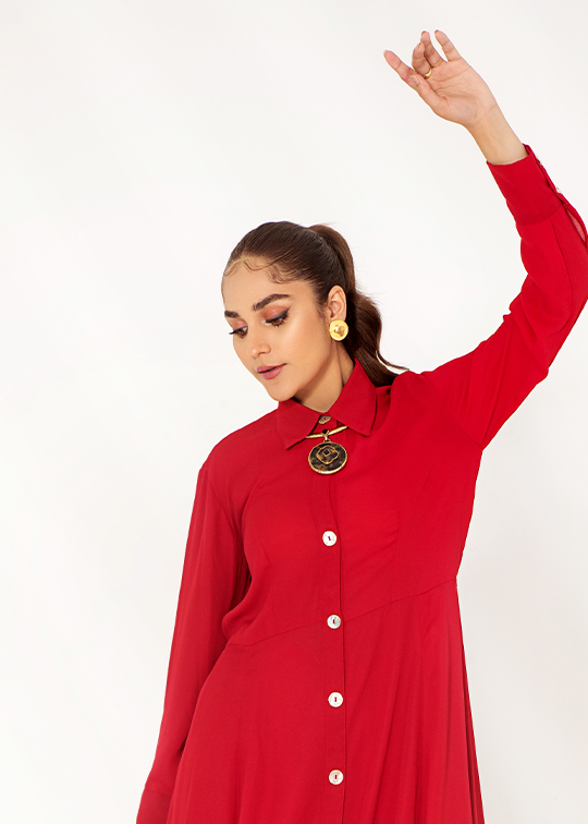 Model Wearing A scarlet A line shirt - frontal image -2