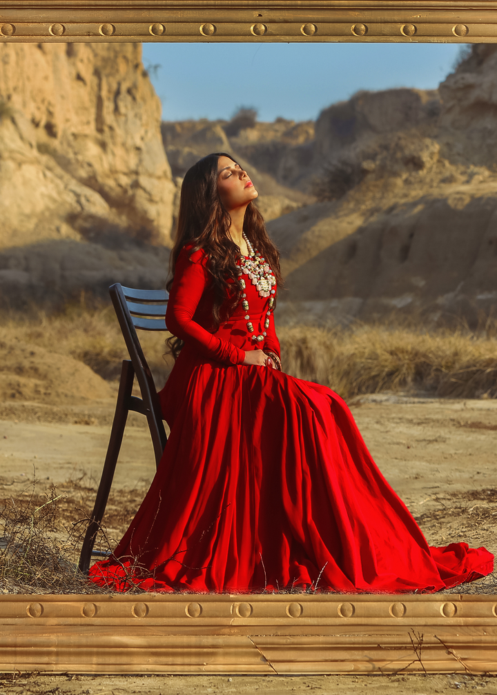 Hadiqa Kiani Wearing Red chiffon maxi - 4