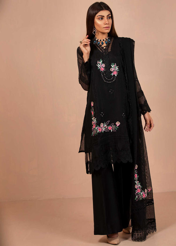 Model wearing Black Formal Enbroidered Suit -1