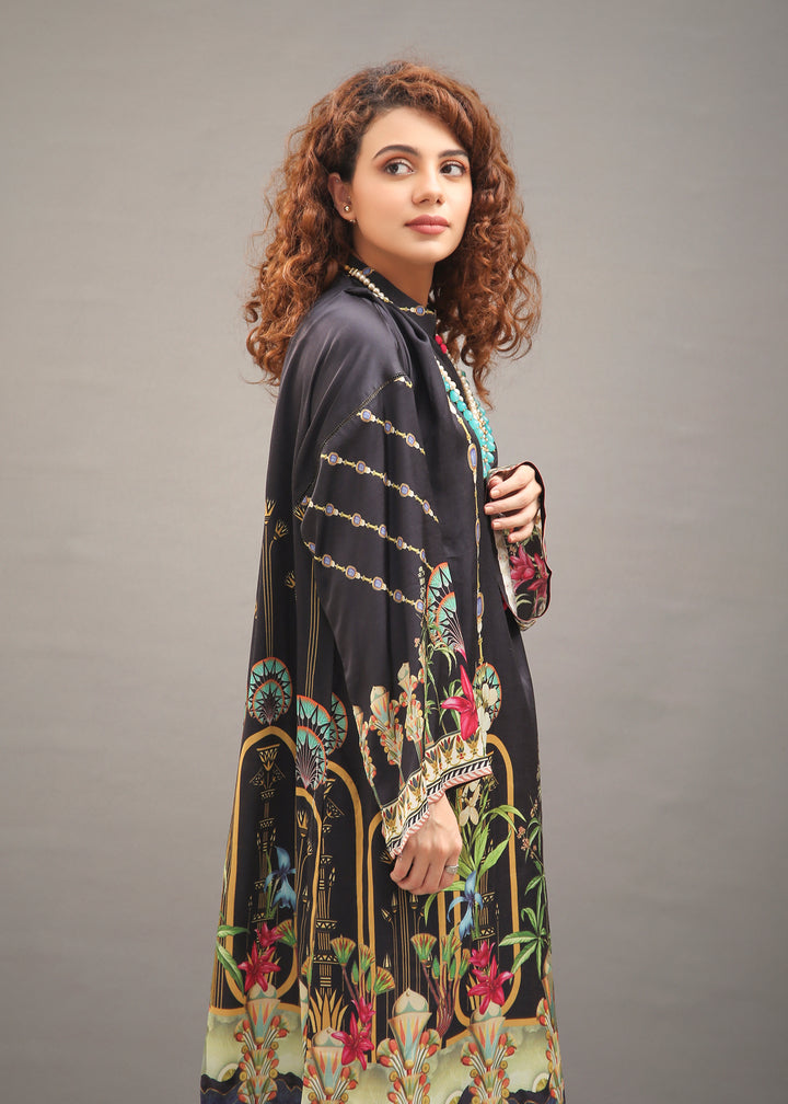 Model wearing Black printed silk shirt with dupatta -4